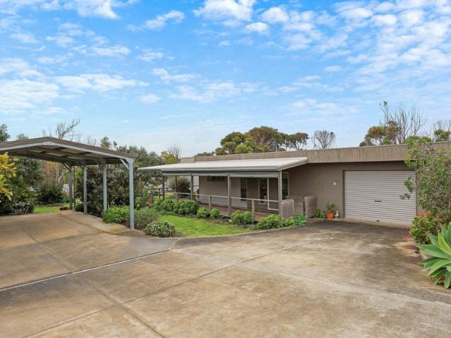 TRANQUIL HIDDEN OASIS, QUALITY HOME