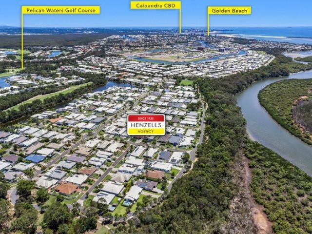 TRANQUIL HOME CLOSE TO NATURE PREMIER PELICAN WATERS LIVING
