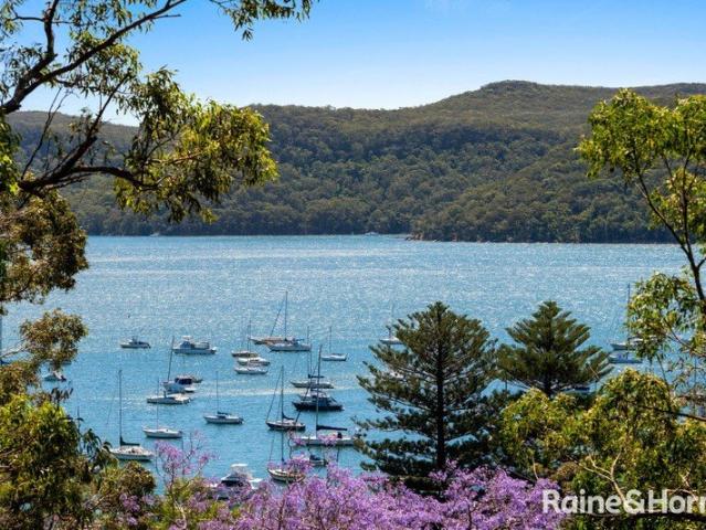 Tranquil Home with Pittwater views!