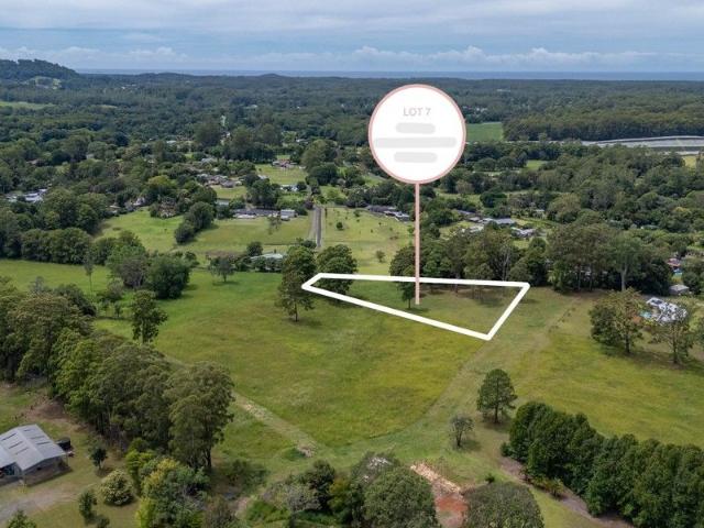 Build your Dream Home in this Idyllic Location!