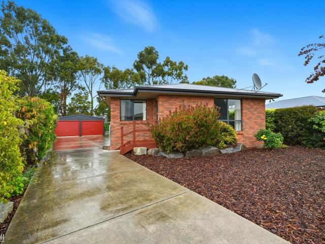 Tranquil Lifestyle with Contemporary Comfort