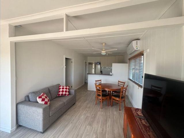 Tranquil Living In Middle Beach!