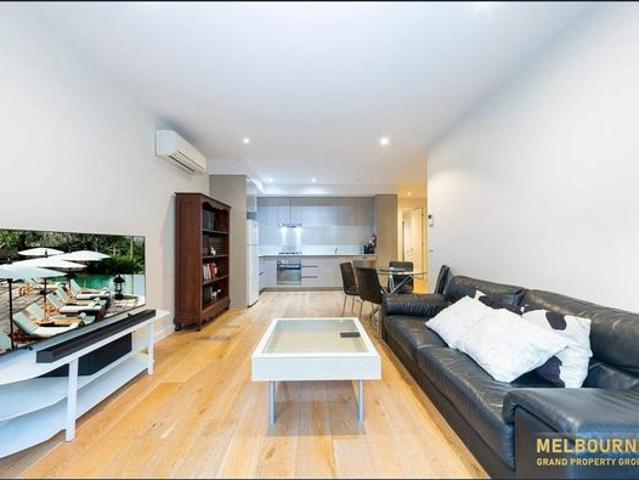 Tranquil Living in Surrey Hills – Perfect Convenience
