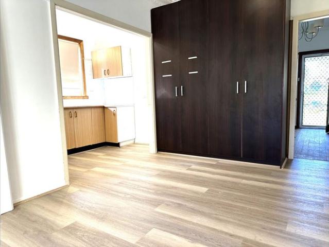 Tranquil location Close to Parks