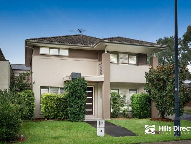 Tranquil Park Side Living with Swimming Pool in a Prime The Ponds Location