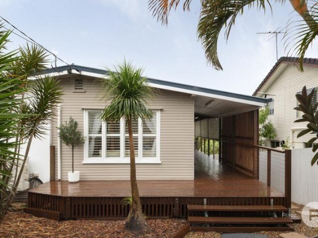 Tranquil, Renovated and Perfectly Versatile