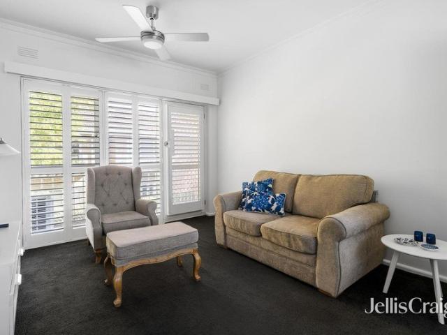 Tranquil rear position, ideal convenience