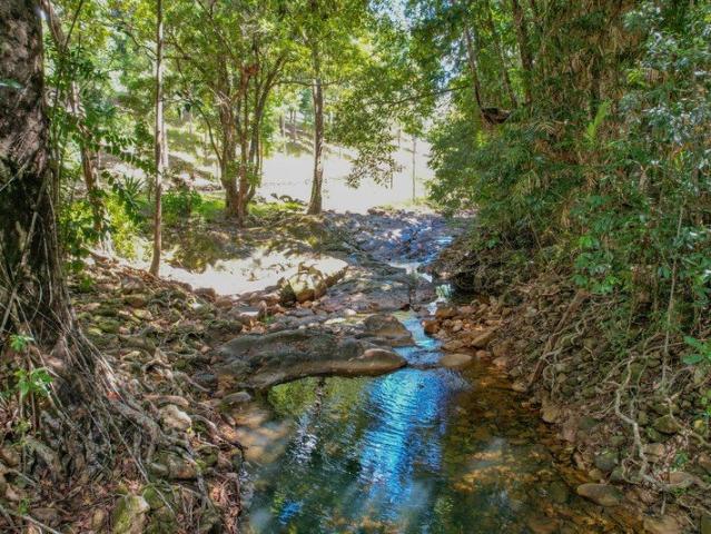 Tranquil Rural property by Arnott Creek