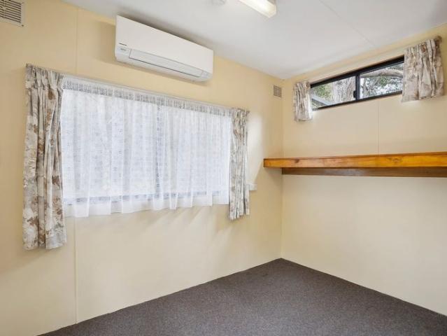 Tranquil Rural Setting One Bedroom Home 12 Month Lease
