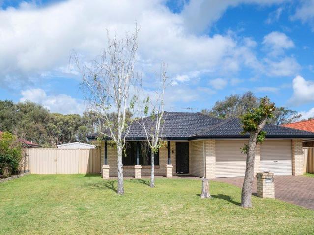 Tranquil setting with plenty of room to move