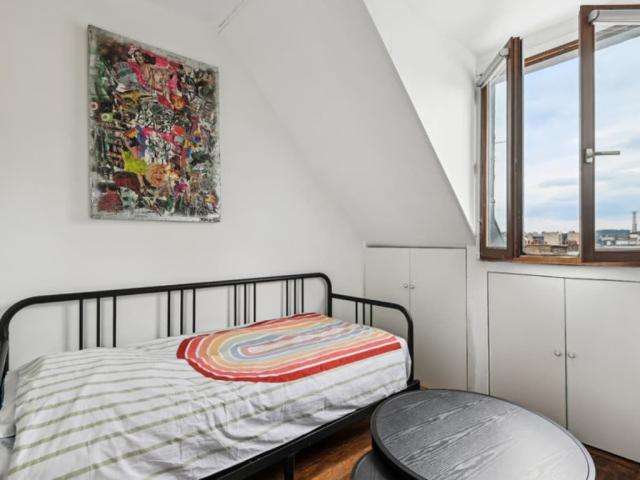 Tranquil Studio in Paris 16th Arrondissement, Paris Amsterdam Apartments for Rent