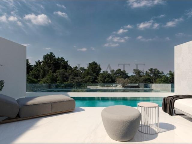 Tranquil Sunlit Villa in Vilamoura, Algarve