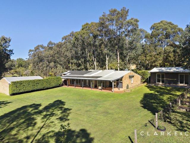 TRANQUIL SURROUNDS, GENEROUS LAND AND FLEXIBLE LIVING!