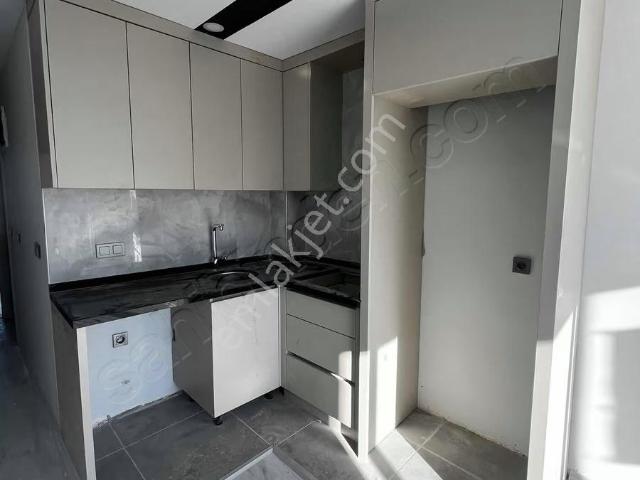 Tranway A 2 Parsel Satılık 1+1 Çift Cepheli Daire