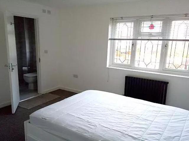 Tranton Road, London SE16 House share to rent £2,000 pcm £462 pw