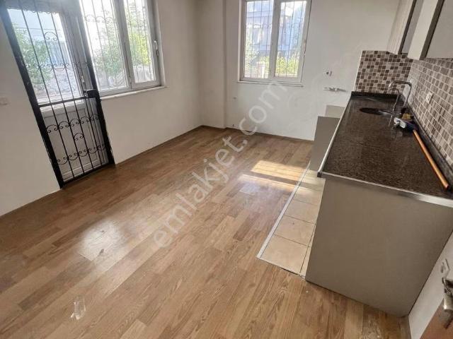 Tranvay Durağı Yanında Tüp Bebek Merkezi Yakın