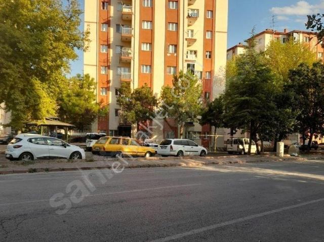 Tranvaya Yakın Satılık Belsin Dairesi