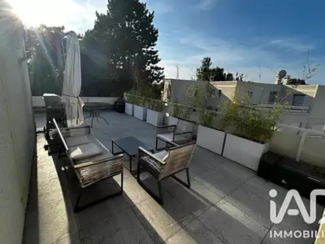 Trappes 78190 Achat / Vente appartement 2 pièces t2 au dernier étage parking