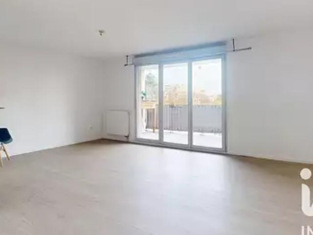 Trappes 78190 Achat / Vente appartement 4 pièces t4 parking