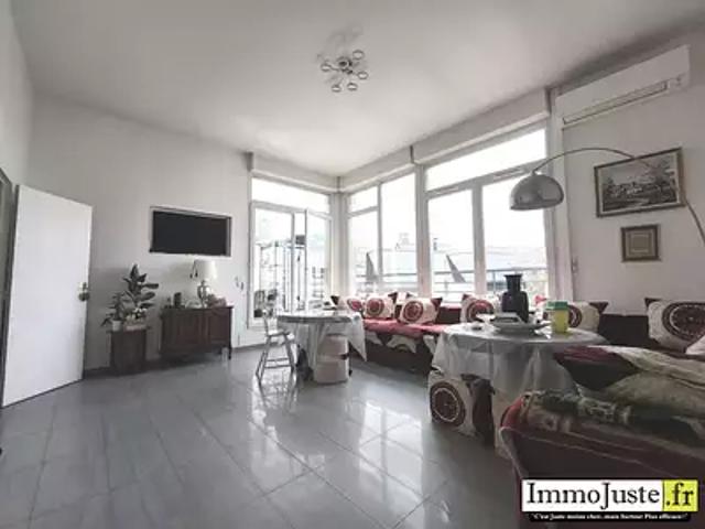Trappes 78190 Achat / Vente appartement 5 pièces t5 au dernier étage