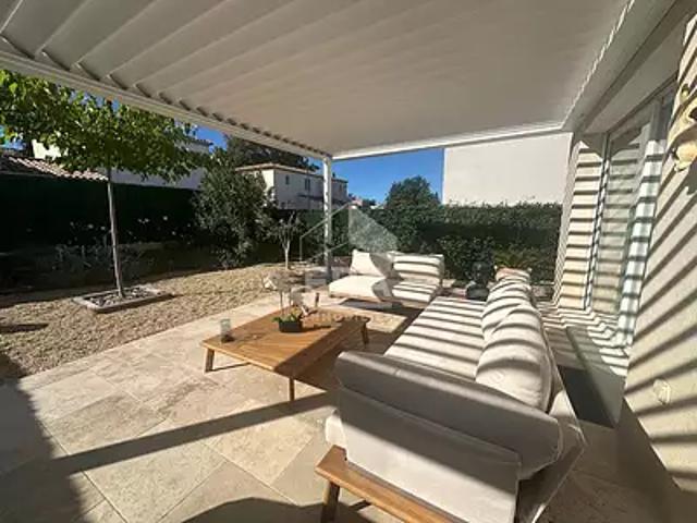 Trets 13530 Achat / Vente maison 4 pièces t4 parking