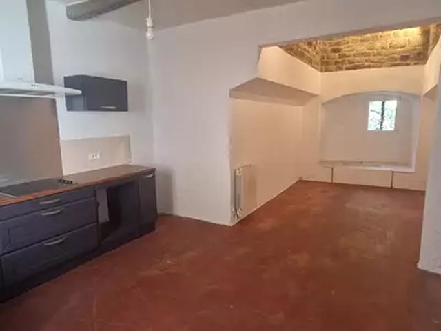Trets 13530 Location maison 3 pièces t3 au dernier étage