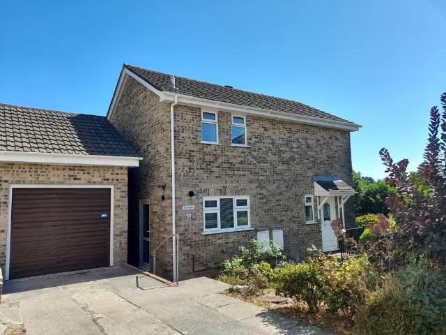 Trevanion Road, Liskeard PL14 3 bed detached house to rent £1,100 pcm £254 pw