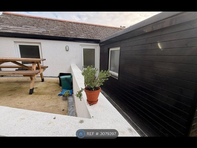 Trevethan Road, Falmouth TR11, Studio to rent, £900 pcm | PrimeLocation