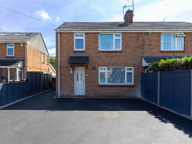 Trevisa Grove, Bristol BS10, 6 bed shared accommodation to rent, £3,200 pcm | PrimeLocation