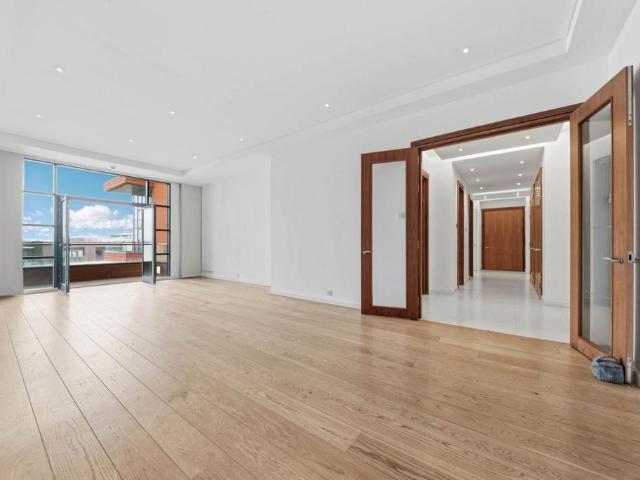 Trevor Square, Knightsbridge, SW7 2 bed flat to rent £10,833 pcm £2,500 pw