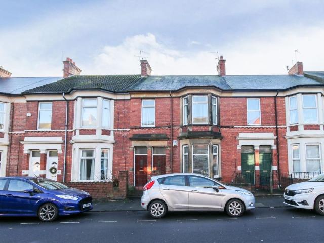 Trevor Terrace, North Shields NE30, 2 bed flat to rent, £800 pcm | PrimeLocation