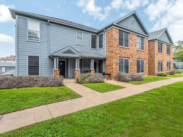 Treymore Eastfield 1 Bedroom Apartment for Rent at 2631 John West Rd, Dallas, TX 75228