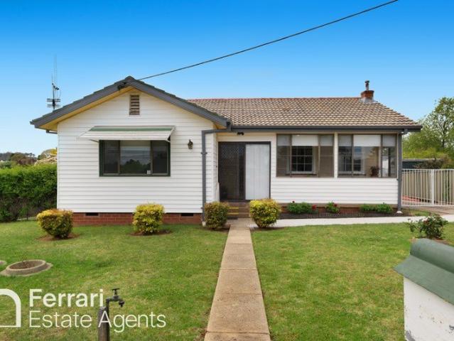 Treasured Cul De Sac Home Ready For it's Next Chapter