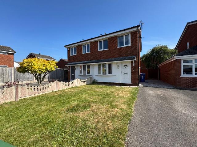 Trecastell Close, Wigan, Greater Manchester WN1, 2 bed semi detached house to rent, £925 pcm | PrimeLocation