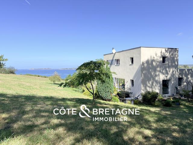 TRÉDREZ LOCQUÉMEAU MAISON D’ARCHITECTE LUMINEUSE AVEC VUE MER ET GRAND TERRAIN | Réf: 2026168