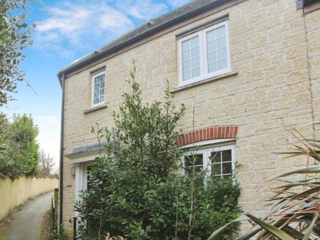Treffry Road, Truro, TR1 3 bed semi detached house to rent £1,350 pcm £312 pw