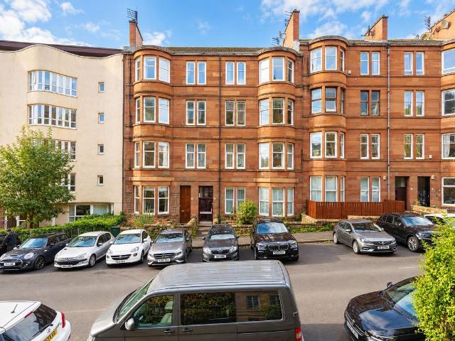 Trefoil Avenue, Glasgow G41, 2 bed flat to rent, £1,495 pcm | PrimeLocation