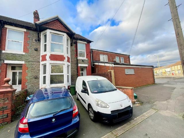 Treforest, Pontypridd CF37 6 bed house to rent £2,200 pcm £508 pw