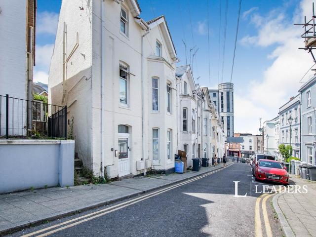 Tregonwell Road, BH2 2 bed flat to rent £1,150 pcm £265 pw