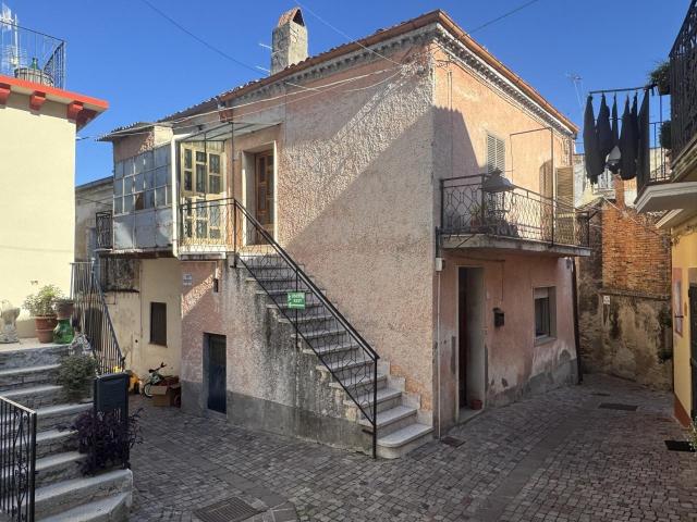 Treglio CH 7 vani 120mq