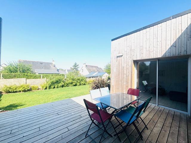 TREGUEUX: Maison contemporaine 5 pièces 125 m2 env