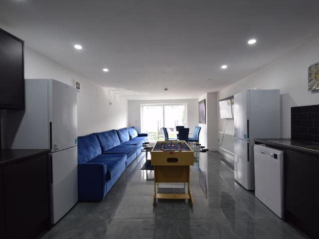 Treherbert Street, Cathays CF24, 6 bed shared accommodation to rent, £3,900 pcm | PrimeLocation