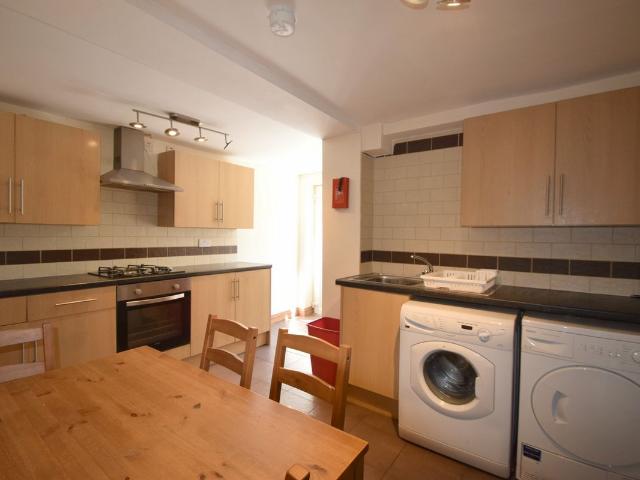 Treherbert Street, Cathays CF24, 6 bed terraced house to rent, £3,000 pcm | PrimeLocation