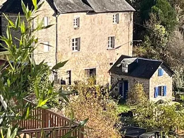 Treignac 19260 Achat / Vente maison 4 pièces t4 terrasse cave