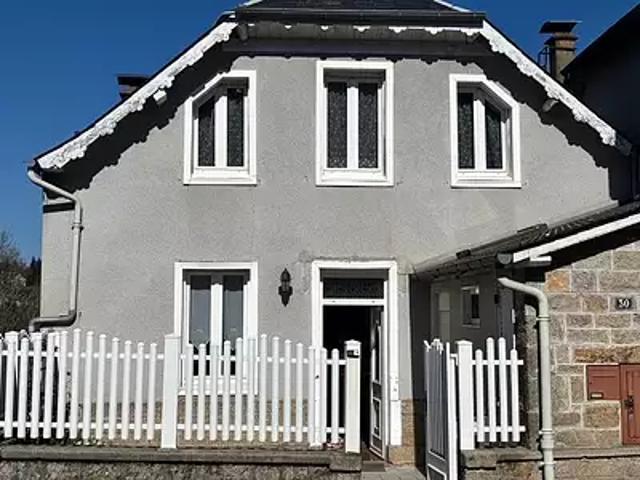 Treignac 19260 Achat / Vente maison 6 pièces t6 balcon