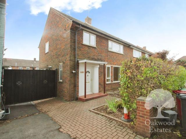 Trelawney Avenue, Langley SL3, 3 bed semi detached house to rent, £1,950 pcm | PrimeLocation