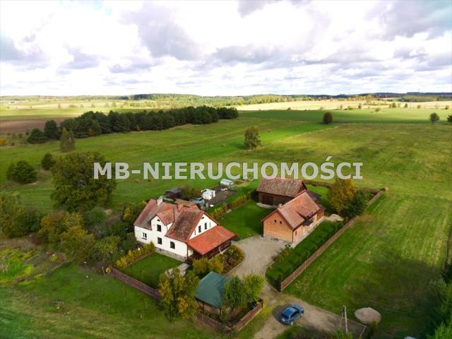 Siedlisko Trelkowo 170 m², garaże, stodoła, 2,04 ha działki