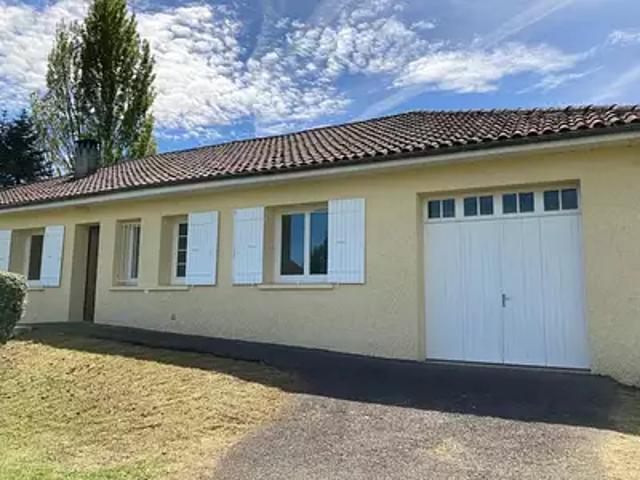 Trélissac 24750 Location maison 5 pièces t5 jardin