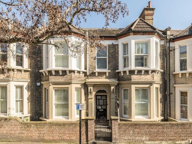 Tremadoc Road, Clapham SW4, 4 bed flat to rent, £4,500 pcm | PrimeLocation