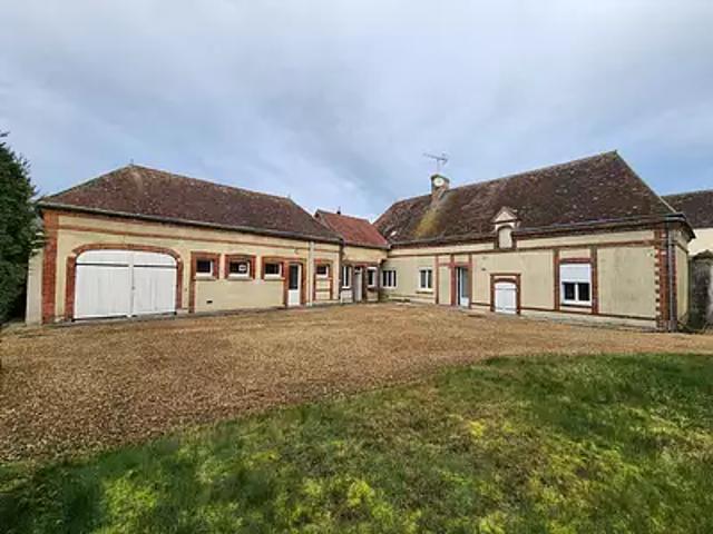 Tremblay les Villages 28170 Achat / Vente maison 4 pièces t4 au dernier étage cave